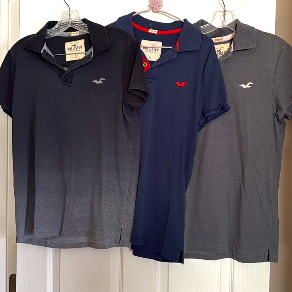 Men’s small Hollister polo style shirts